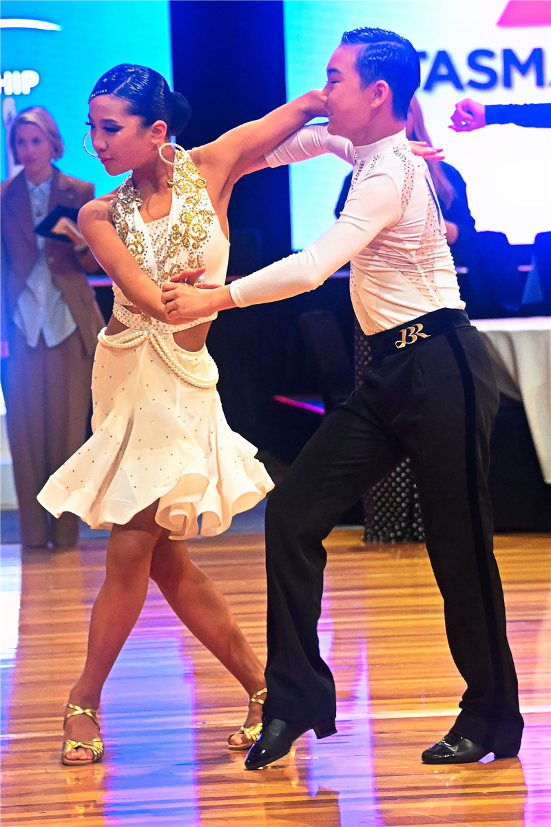Customize Contemporary Dance Competion Set